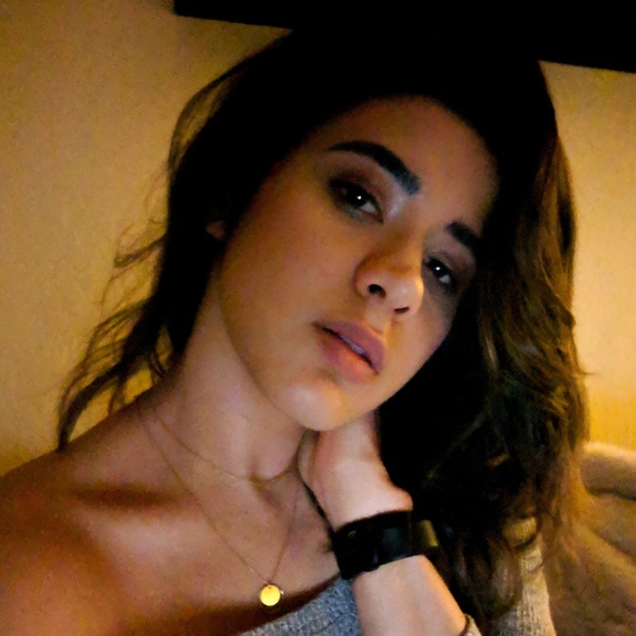 Meet your Posher, Amanda - Picture 1 of 1